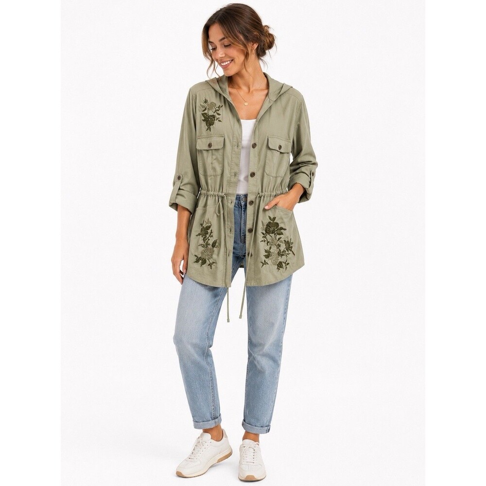 Chico's Zenergy Jacket Women's Size 2 Sage Green Hooded Floral Embroidered Top